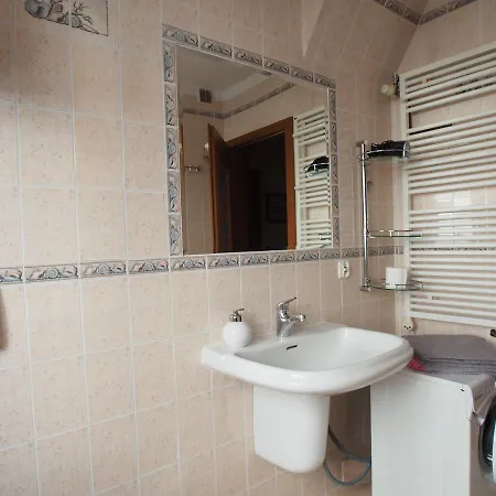 Grand Tourist Apartament Delfin Daire *
