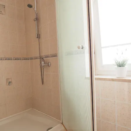Grand Tourist Apartament Delfin Daire *